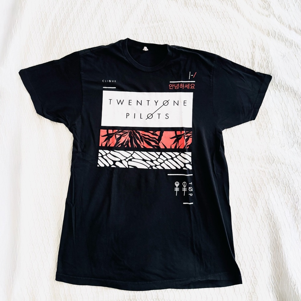 Rare Twenty One Pilots 2000s Black Shirt L